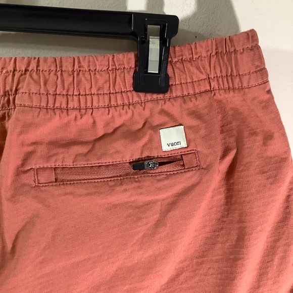 Vuori Vintage Ripstop Short in Stoneware - Picture 5 of 6